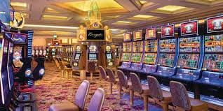 PesoMax video slot reels with bonus round symbols on a tablet screen
